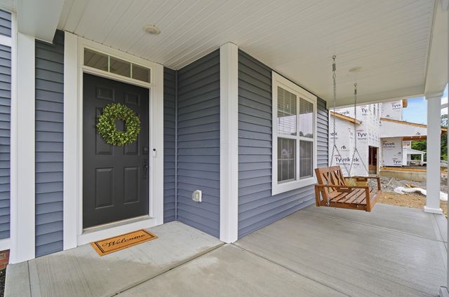 427 Pioneer Way, Pataskala, OH 43062