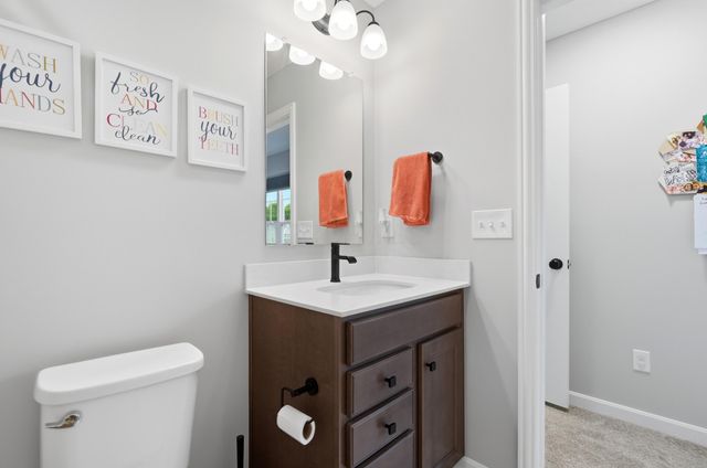 427 Pioneer Way, Pataskala, OH 43062