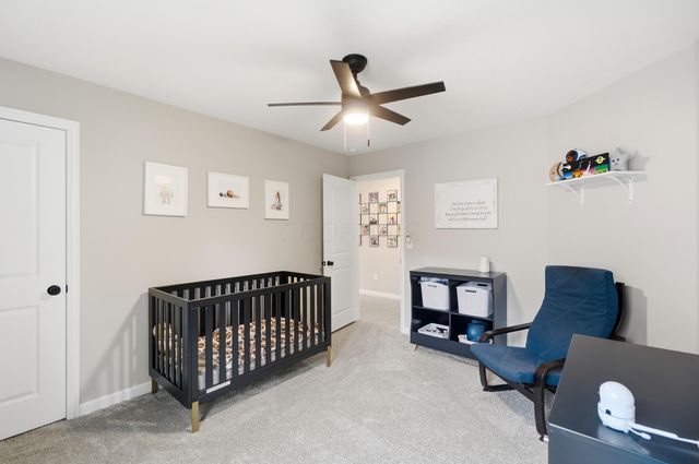 427 Pioneer Way, Pataskala, OH 43062