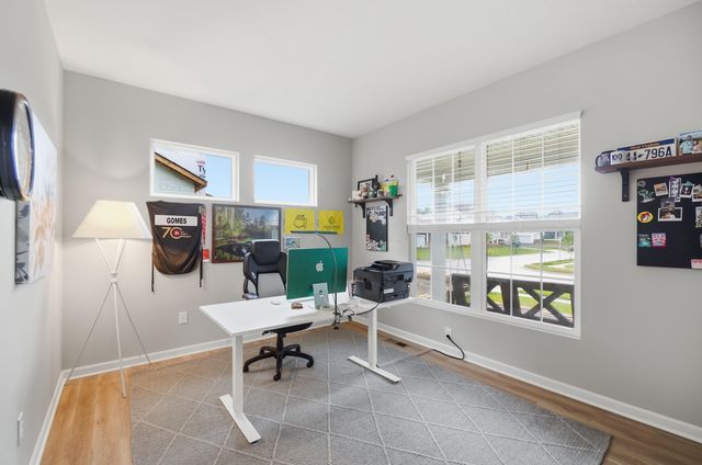 427 Pioneer Way, Pataskala, OH 43062