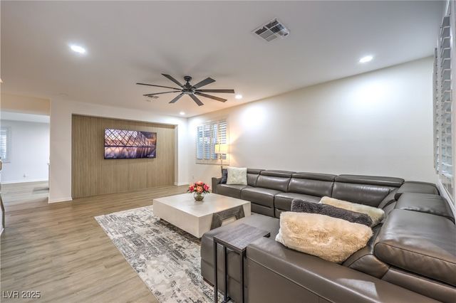 3026 Blue Monaco Street, Las Vegas, NV 89117