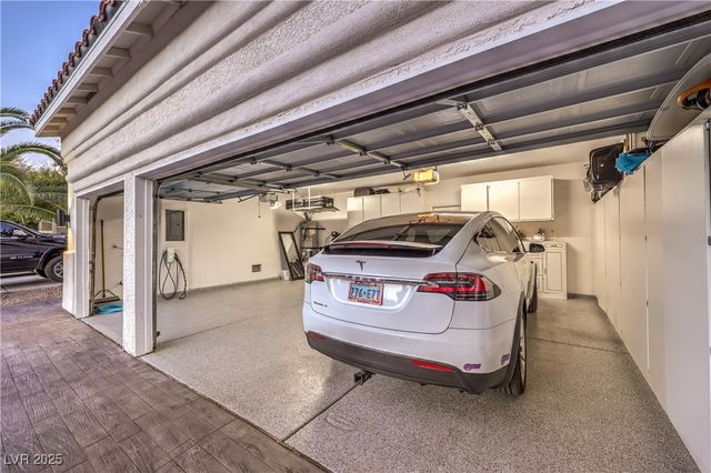 3026 Blue Monaco Street, Las Vegas, NV 89117