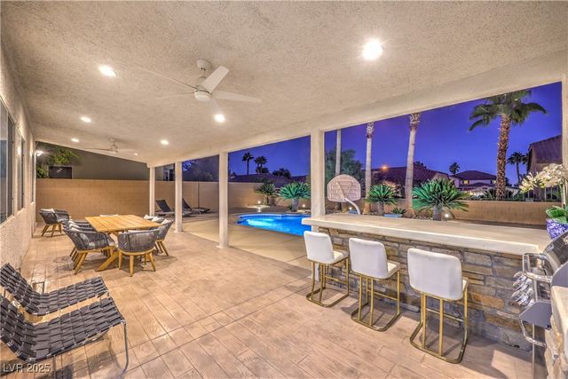 3026 Blue Monaco Street, Las Vegas, NV 89117