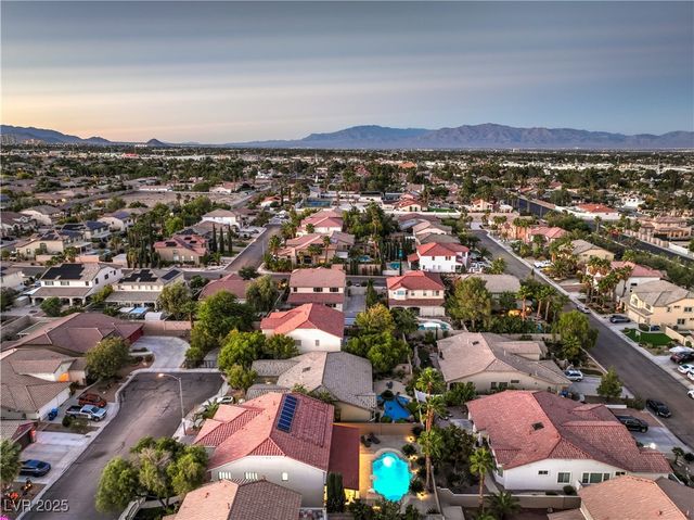 3026 Blue Monaco Street, Las Vegas, NV 89117