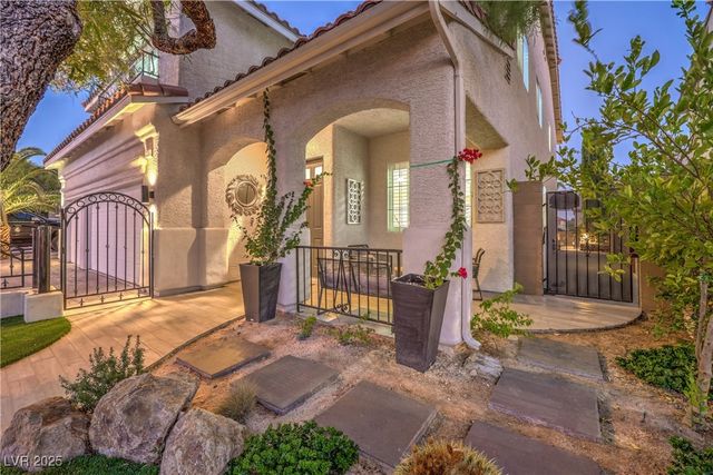 3026 Blue Monaco Street, Las Vegas, NV 89117