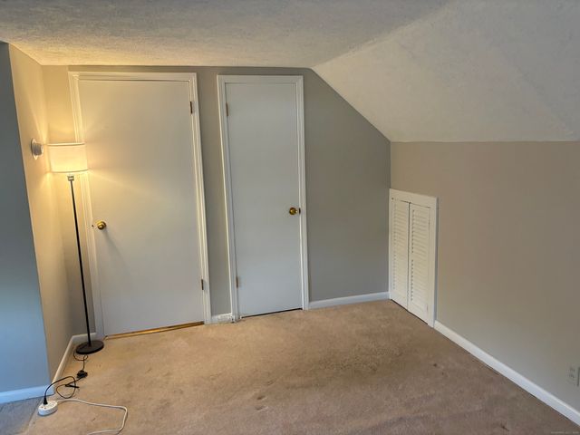 39 Westphal Street, West Hartford, CT 06110