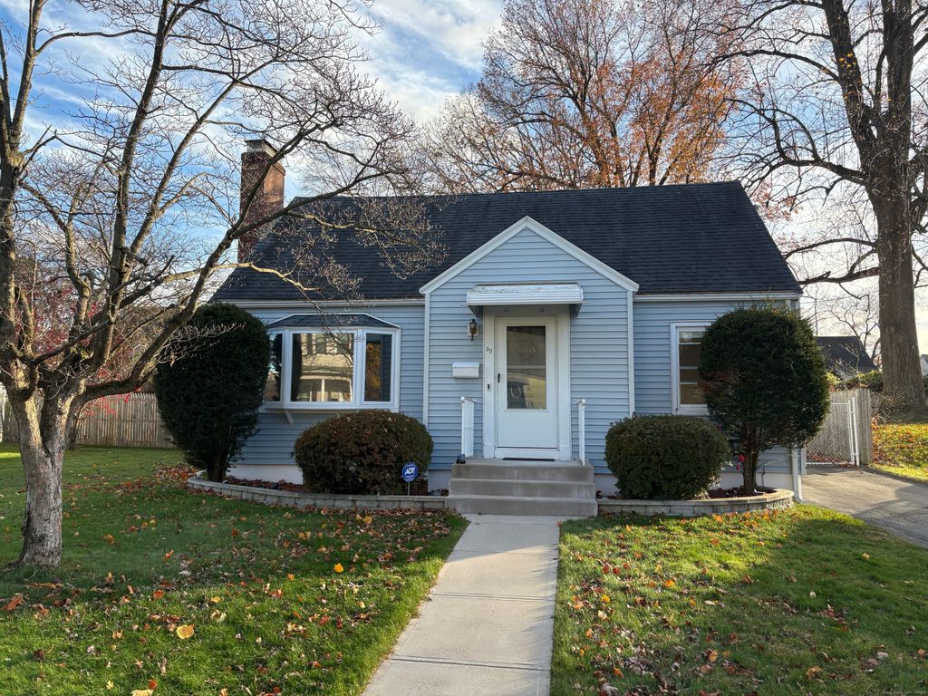 39 Westphal Street, West Hartford, CT 06110