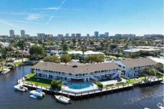 831 SE 22nd Avenue 16, Pompano Beach, FL 33062