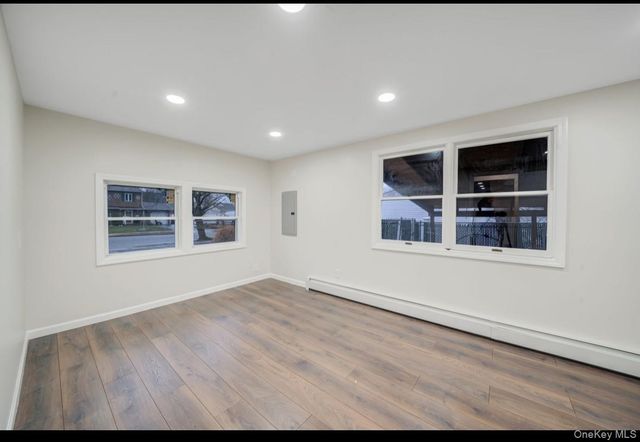 39 2nd Place, Central Islip, NY 11722