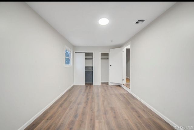 39 2nd Place, Central Islip, NY 11722