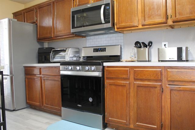 15818 Camp Fire Road, Friendswood, TX 77546