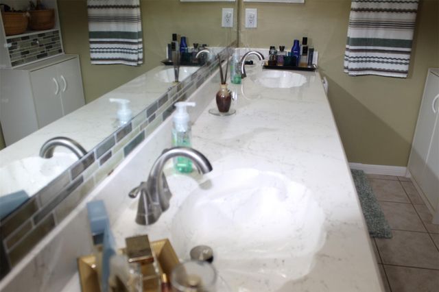 15818 Camp Fire Road, Friendswood, TX 77546