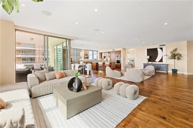 3105 Scholarship, Irvine, CA 92612