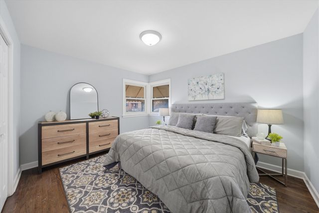 2658 W 83rd Street, Chicago, IL 60652