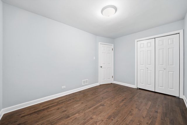 2658 W 83rd Street, Chicago, IL 60652