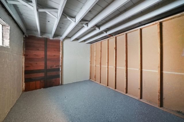 2658 W 83rd Street, Chicago, IL 60652