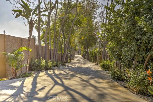 10555 Art Street, Burbank, CA 91040