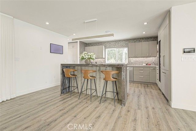 10555 Art Street, Burbank, CA 91040