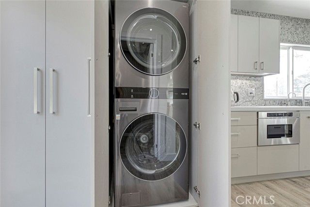 10555 Art Street, Burbank, CA 91040