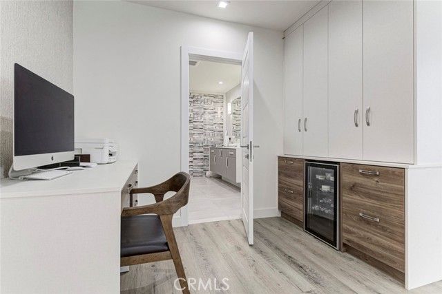 10555 Art Street, Burbank, CA 91040