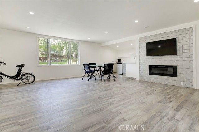 10555 Art Street, Burbank, CA 91040