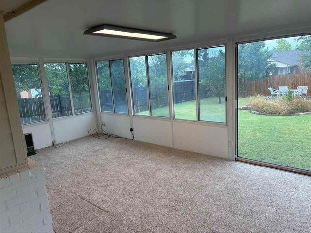 216 SW 78th St, Lawton, OK 73505