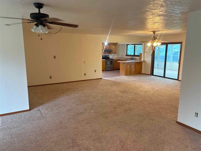 216 SW 78th St, Lawton, OK 73505