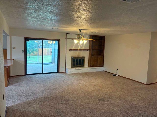216 SW 78th St, Lawton, OK 73505