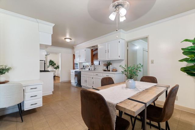 8 W Robinhood Dr, Stockton, CA 95207