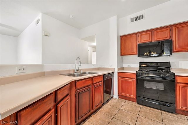 10245 South Maryland Parkway 176, Las Vegas, NV 89183