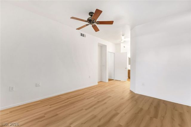 10245 South Maryland Parkway 176, Las Vegas, NV 89183