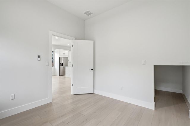 7106 N 10TH STREET, Tampa, FL 33604