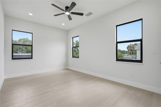 7106 N 10TH STREET, Tampa, FL 33604