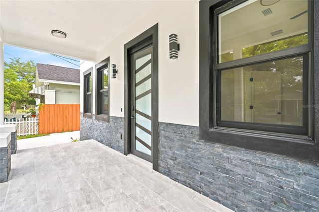 7106 N 10TH STREET, Tampa, FL 33604