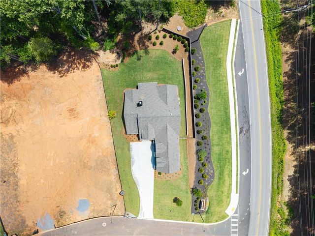 1670 Knob Creek Court NW, Acworth, GA 30101