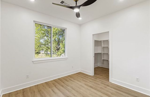 2606 W Bonnie Lane, Rogers, AR 72758