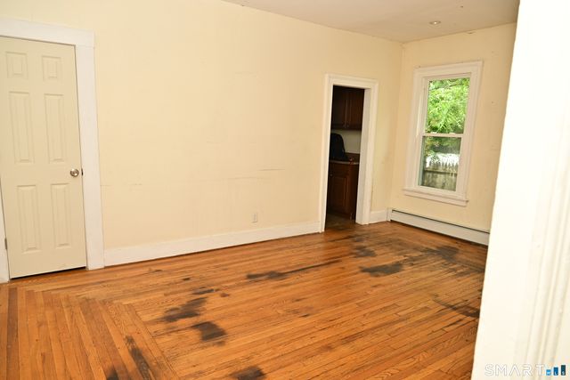29 Locke Street, Ansonia, CT 06401