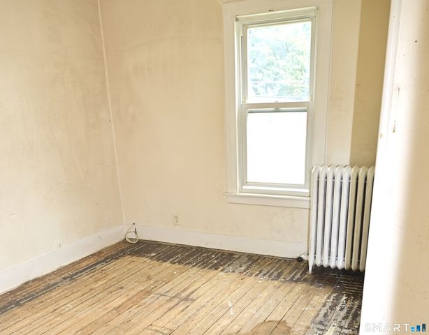 29 Locke Street, Ansonia, CT 06401