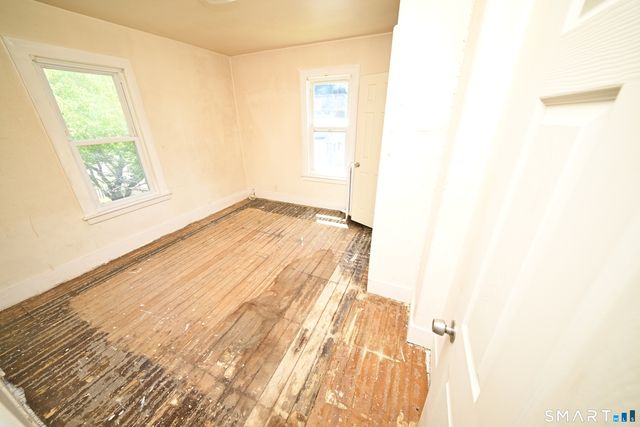 29 Locke Street, Ansonia, CT 06401
