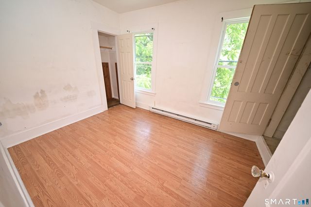 29 Locke Street, Ansonia, CT 06401