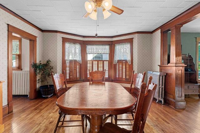 452 NICOLET BOULEVARD, Menasha, WI 54952