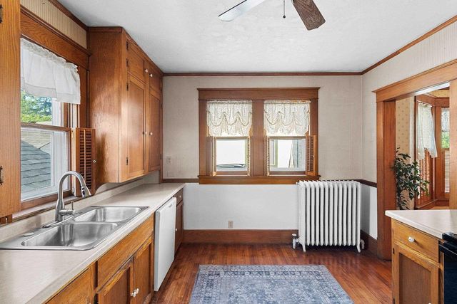 452 NICOLET BOULEVARD, Menasha, WI 54952
