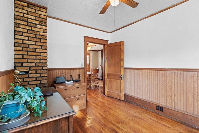 452 NICOLET BOULEVARD, Menasha, WI 54952