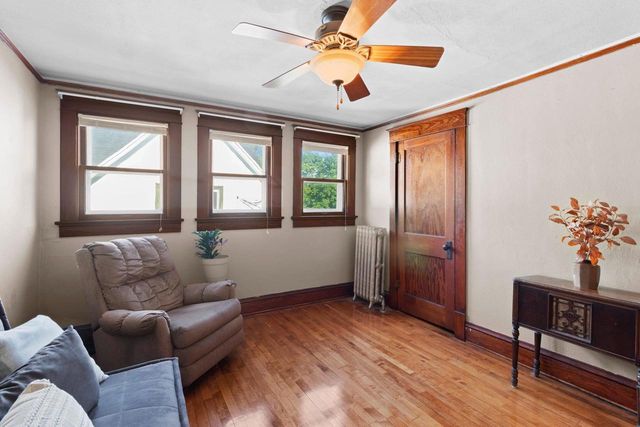 452 NICOLET BOULEVARD, Menasha, WI 54952