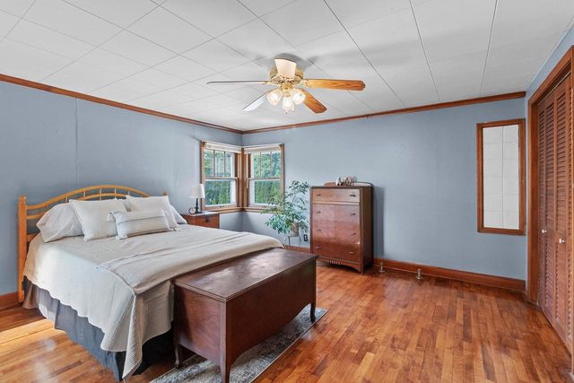 452 NICOLET BOULEVARD, Menasha, WI 54952