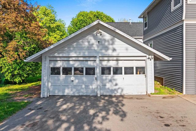 452 NICOLET BOULEVARD, Menasha, WI 54952