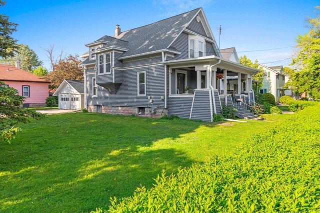452 NICOLET BOULEVARD, Menasha, WI 54952