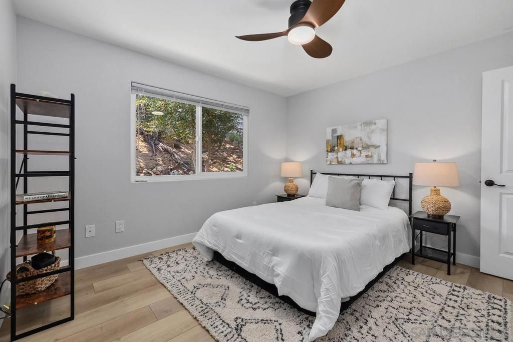 Image 23 of property listing at 13309 Lakeview Way, Lakeside, CA 92040