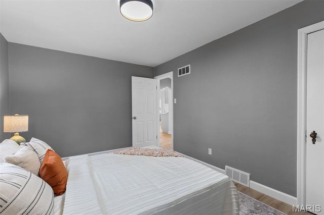 9938 Coventry Lane, Affton, MO 63123