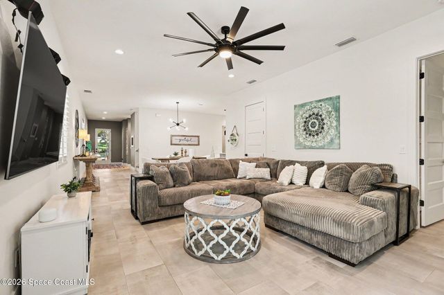 2188 Country Club Road, Melbourne, FL 32901